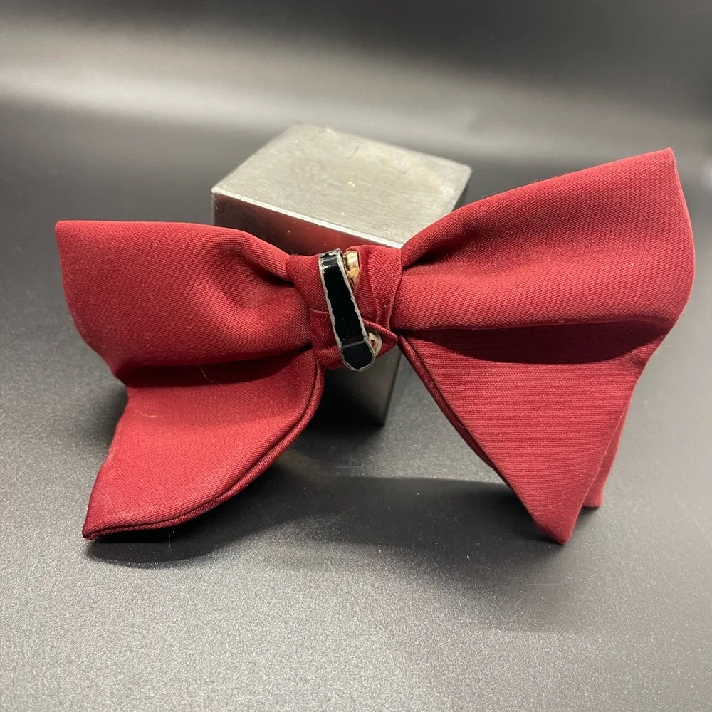 Burgundy Vintage Butterfly Bow Tie